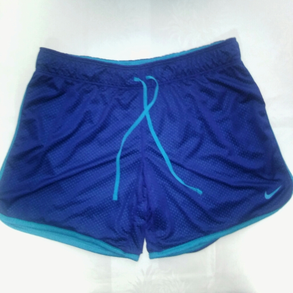 Woman's Nike running shorts size m
